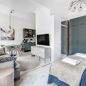 Wehost Marble And Brands In The Heart Of @vuorikatu 8 Apartment